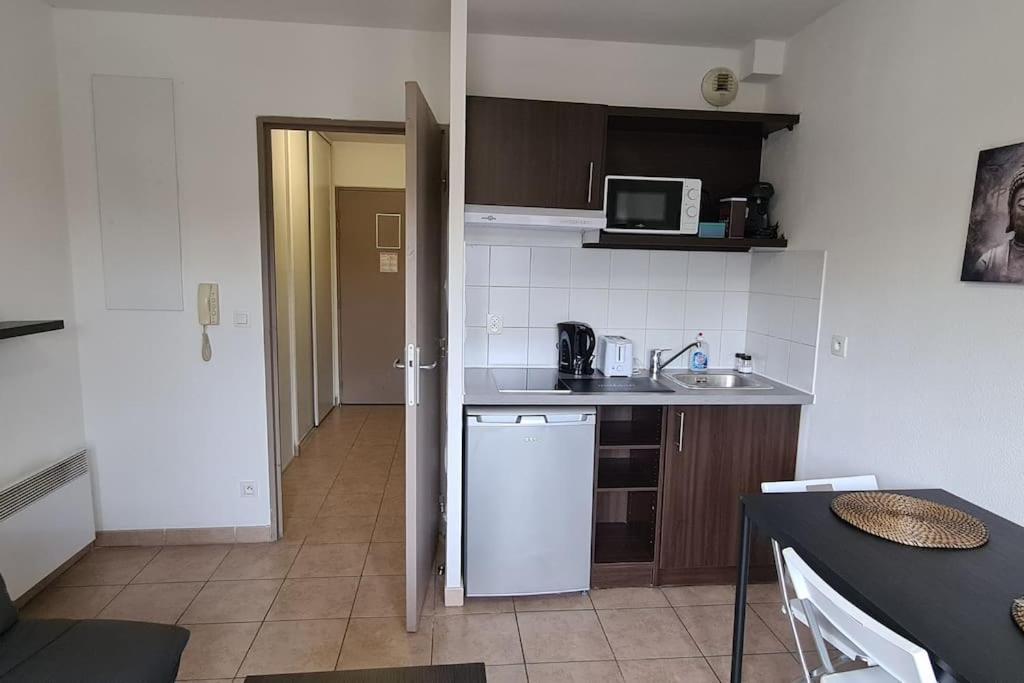 B210 Appartement Disneyland Paris Parking Et Wifi Montévrain Eksteriør bilde